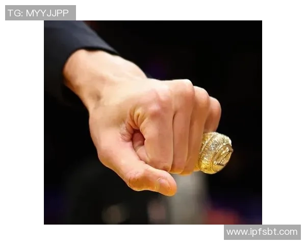 冠军旗号之下，2025冠军戒指的细节！